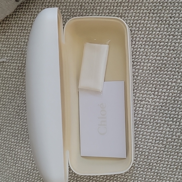 Chloé Aviator Sunglasses - Picture 5 of 7